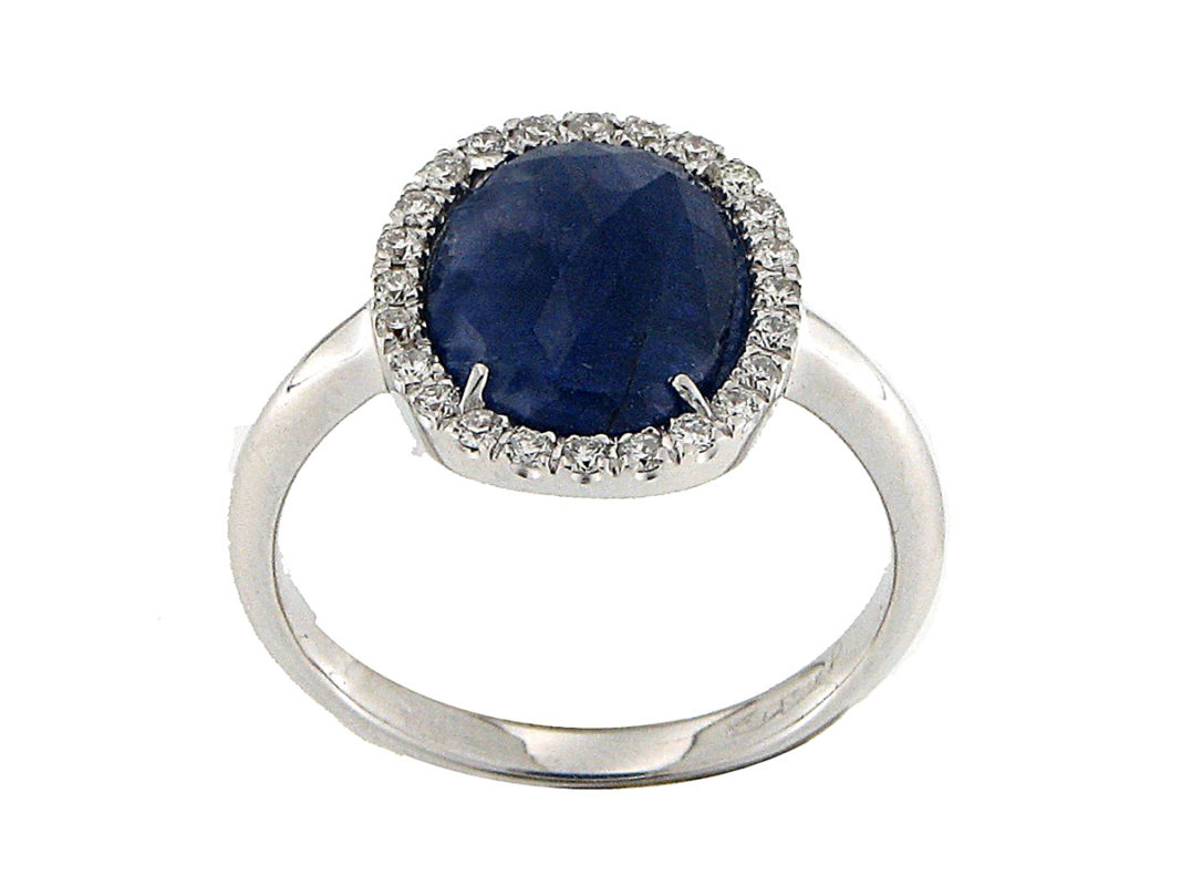 anello-oro-bianco-diamanti-zaffiro-blu-aida-flat-ddonna-gioielli